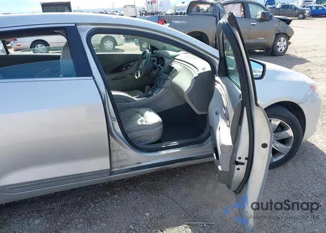 2010 Buick Lacrosse Cxl z USA, uszkodzony, nr VIN 1G4GC5GG6AF143065